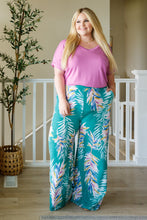 Load image into Gallery viewer, Hawaiiana Floral Print Pants
