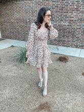 Load image into Gallery viewer, The Grace Floral Square Neck Dress
