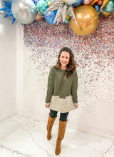 Load image into Gallery viewer, Oh I LOVE This Tunic
