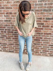 Hannah Tee in Faded Olive