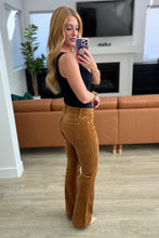 Load image into Gallery viewer, Cordelia Bootcut Corduroy Pants in Camel
