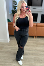 Load image into Gallery viewer, Susannah High Rise Rigid Magic 90&#39;s Distressed Straight Jeans in Black
