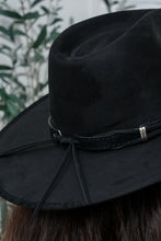 Load image into Gallery viewer, Living For It Hat
