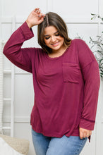 Load image into Gallery viewer, Long Sleeve Knit Top With Pocket In Burgundy
