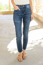 Load image into Gallery viewer, Reba Hi-Rise Clean Relaxed Fit Jeans
