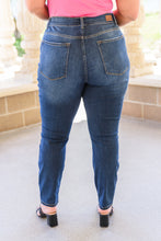 Load image into Gallery viewer, Reba Hi-Rise Clean Relaxed Fit Jeans
