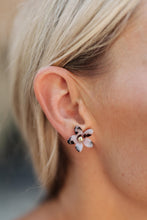 Load image into Gallery viewer, Triple Threat Tortoise Floral Earring Set
