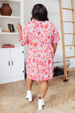 Load image into Gallery viewer, Vintage Daisies Dress In Pink
