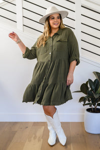 The Aspen Tiered Button Up Dress In Forest