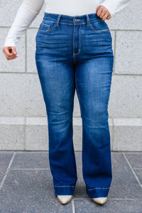 Zoey Flare Jeans